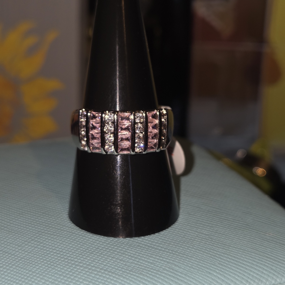 Chic Pink and Silver Women's Ring